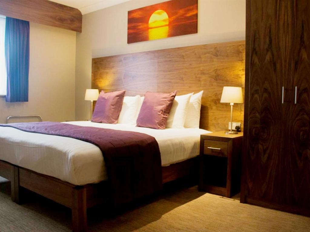 The White Hart Hotel Swindon Eksteriør billede